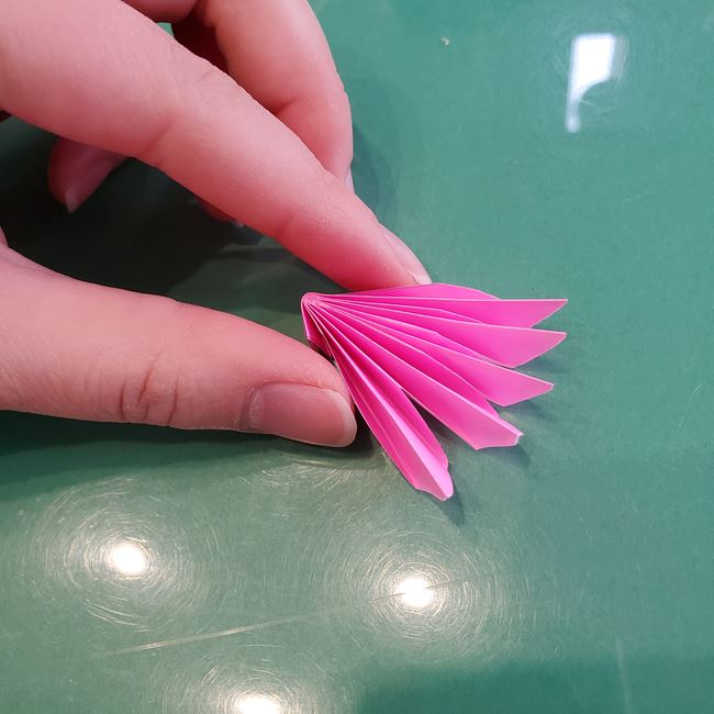 折り紙でひな祭りの桃の花を簡単につくる折り方作り方②折り方(20)