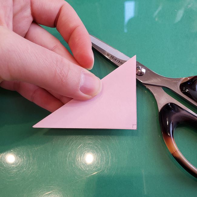 桃の花の折り紙 平面の作り方切り方①五角形(17)