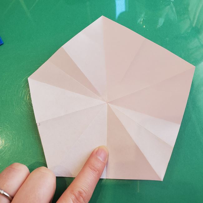 桃の花の折り紙 平面の作り方切り方①五角形(18)