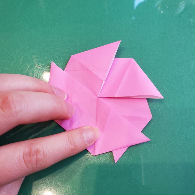 桃の花の折り紙 平面の作り方切り方②花びら(11)