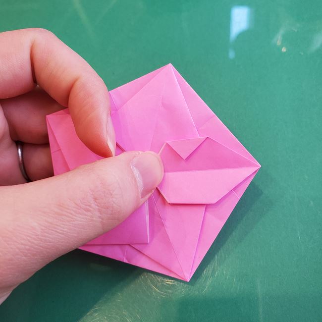 桃の花の折り紙 平面の作り方切り方②花びら(19)