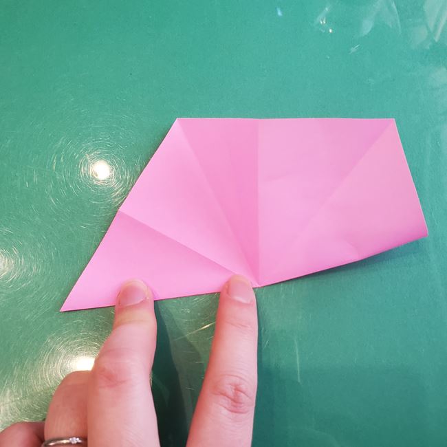 桃の花の折り紙 平面の作り方切り方②花びら(2)