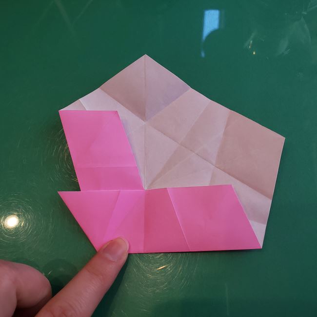 桃の花の折り紙 平面の作り方切り方②花びら(8)