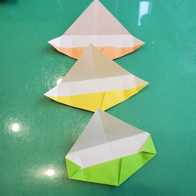 菱餅の折り紙の作り方折り方①おもち(14)