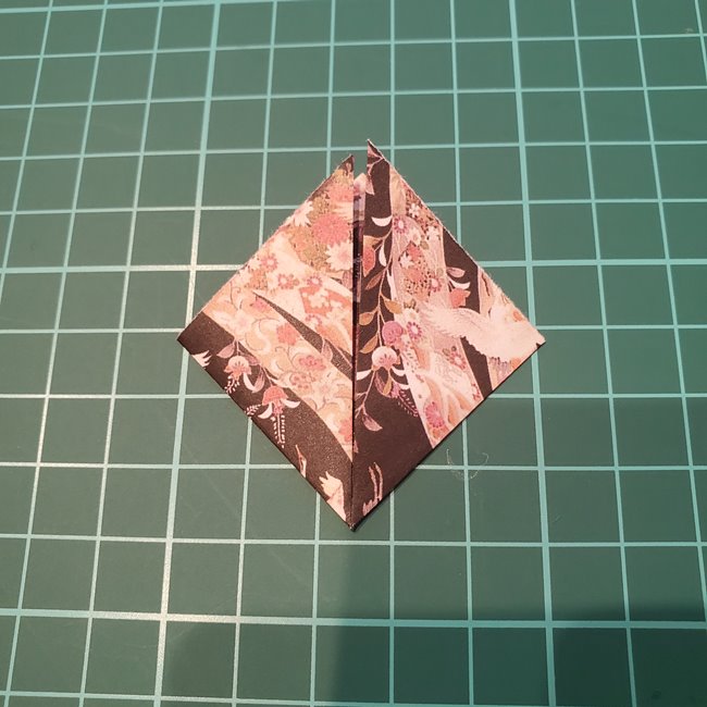 兜の折り紙リースの作り方折り方②繋ぎ(2)