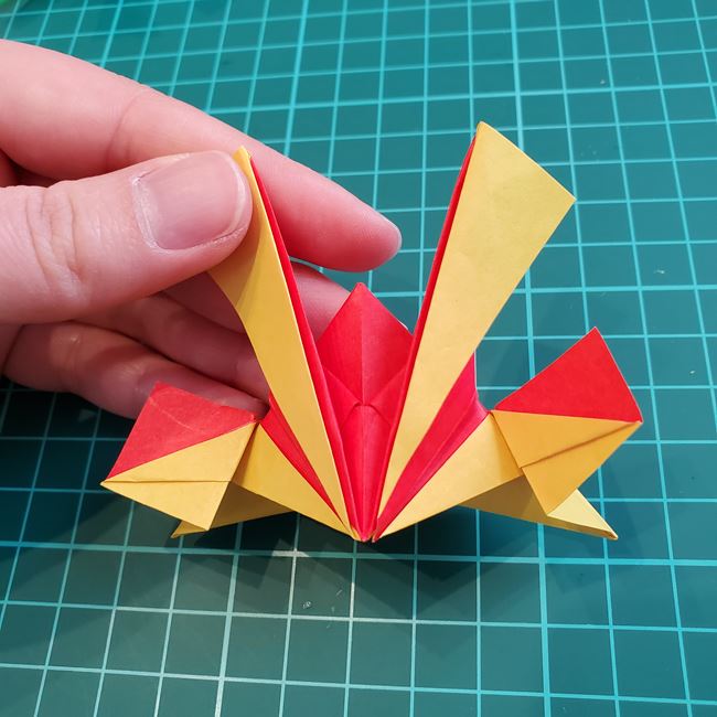 折り紙のかぶと 上級者向けの折り方作り方②後半(29)