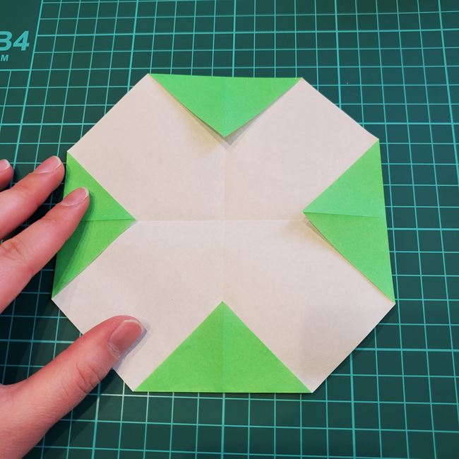 柏餅の折り紙 簡単な折り方作り方①葉っぱ(6)