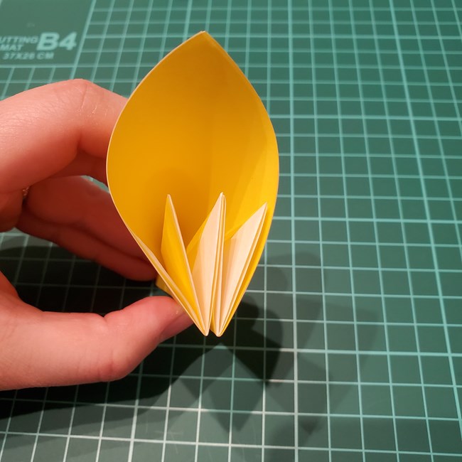 桃の花の折り紙 くす玉の折り方作り方①折り方(11)