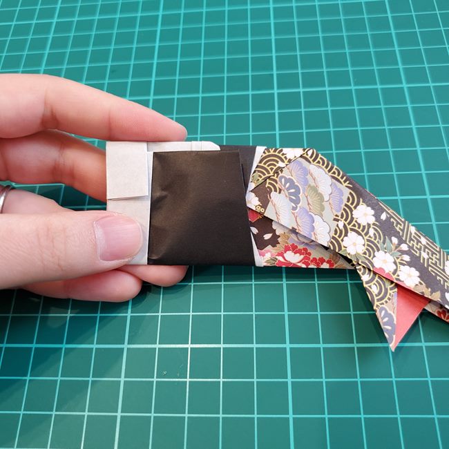 鯉のぼりの折り紙 おしゃれでかわいい作り方折り方④組み合わせ(8)