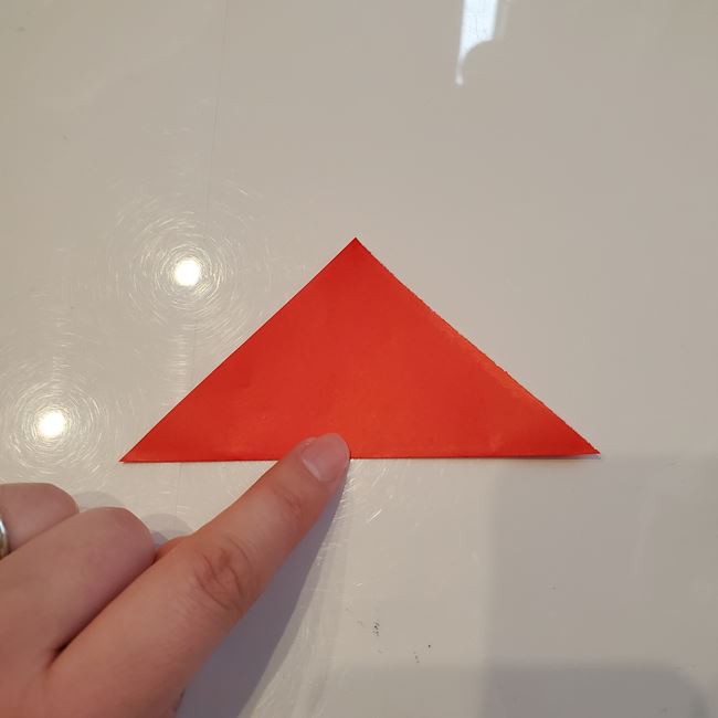 カーネーションの折り紙 簡単で小学生の子どもでも作れる平面の折り方作り方①花(2)