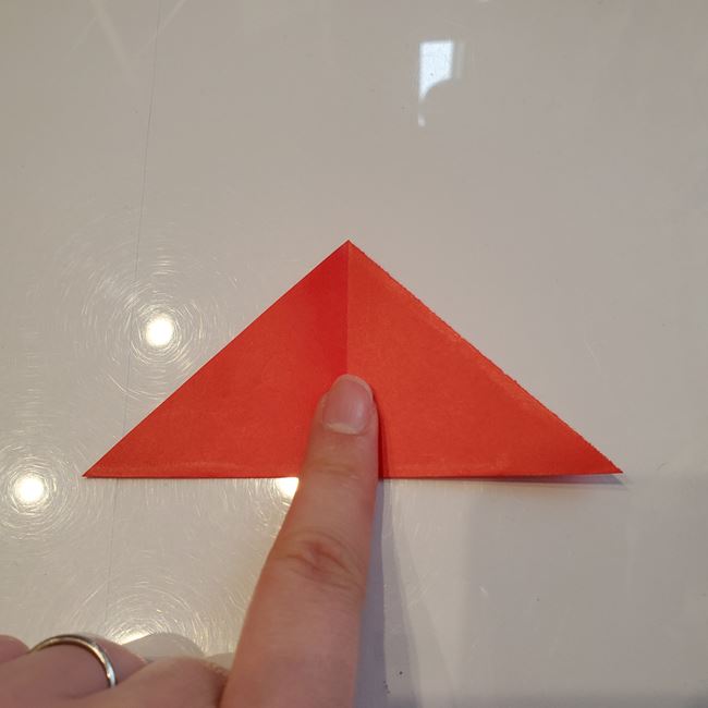 カーネーションの折り紙 簡単で小学生の子どもでも作れる平面の折り方作り方①花(4)