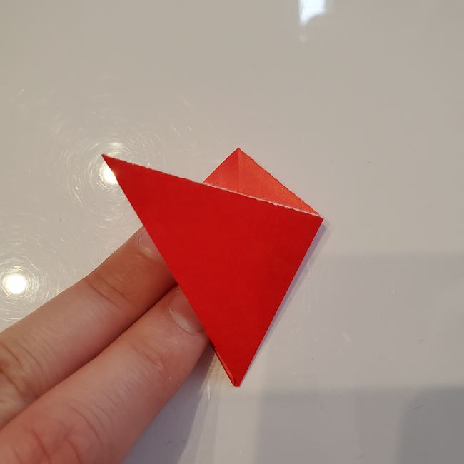 カーネーションの折り紙 簡単で小学生の子どもでも作れる平面の折り方作り方①花(8)