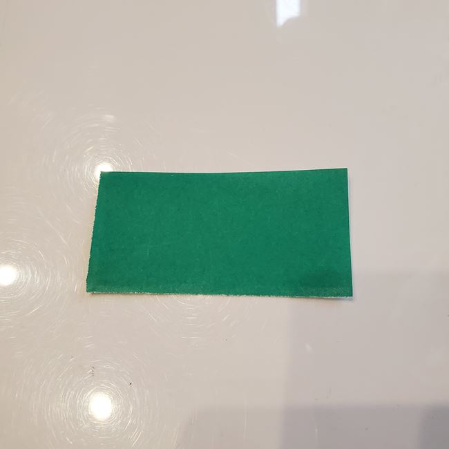 カーネーションの折り紙 簡単で小学生の子どもでも作れる平面の折り方作り方③茎(1)