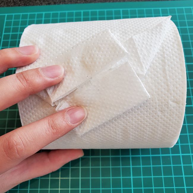 トイレットペーパー折り紙 クローバーの折り方作り方(12)