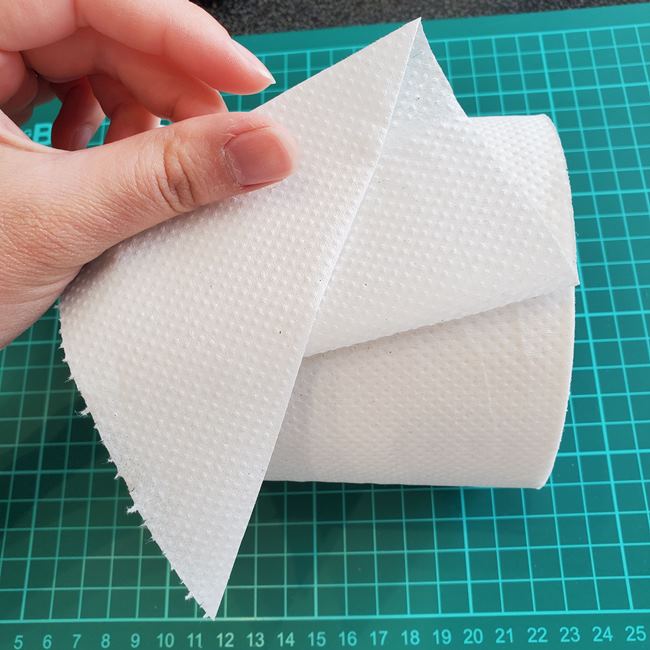 トイレットペーパー折り紙 クローバーの折り方作り方(6)