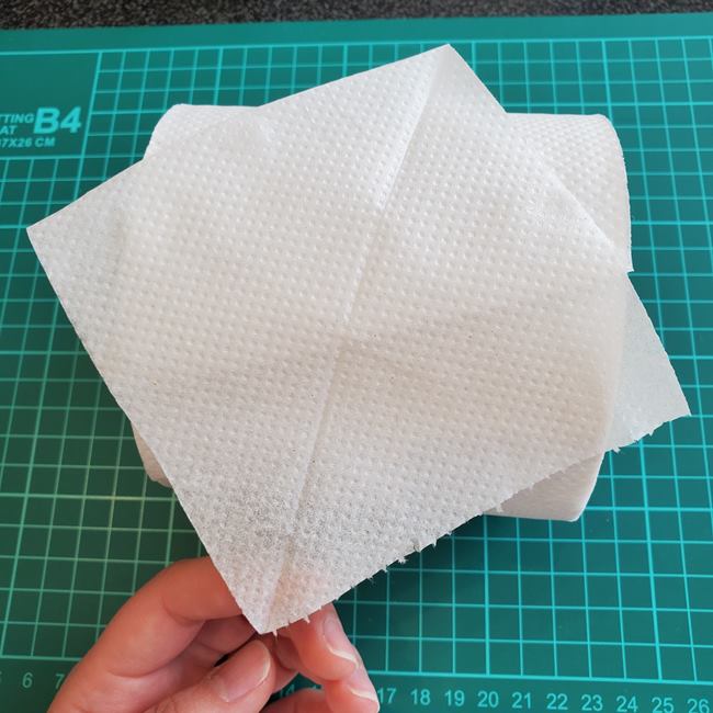 トイレットペーパー折り紙 クローバーの折り方作り方(8)