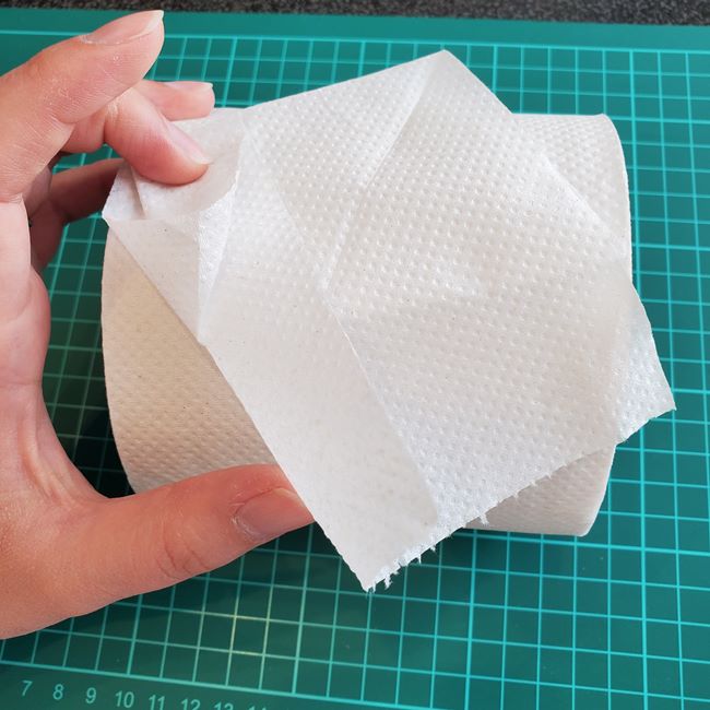 トイレットペーパー折り紙 クローバーの折り方作り方(9)