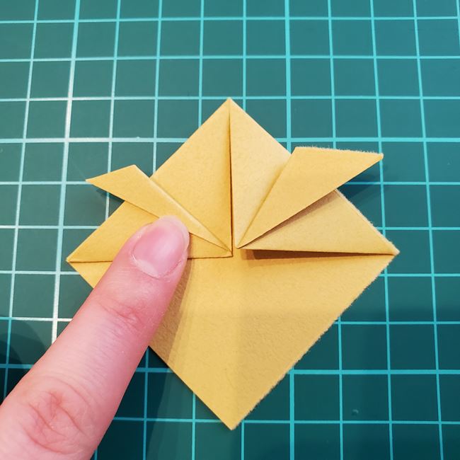 兜の箸置きの折り紙 折り方作り方(10)