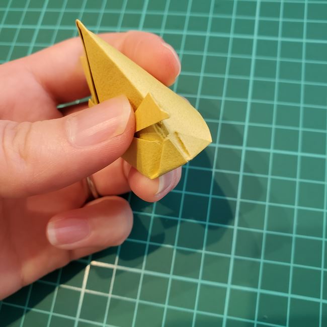 兜の箸置きの折り紙 折り方作り方(19)