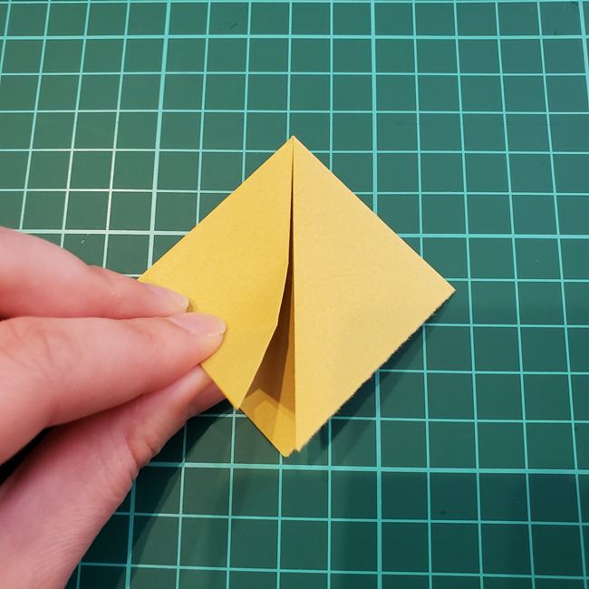 兜の箸置きの折り紙 折り方作り方(5)