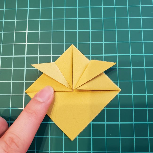 兜の箸置きの折り紙 折り方作り方(7)