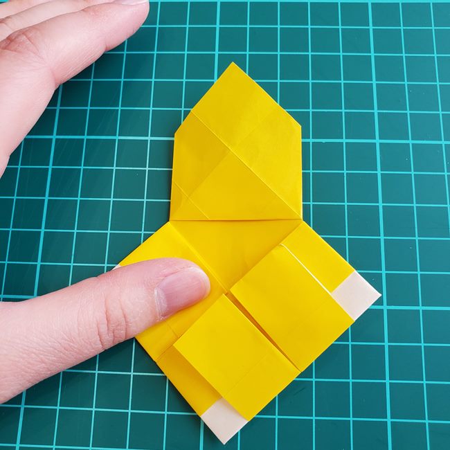 折り紙メダル クローバーの折り方 1枚で作れる作り方(17)