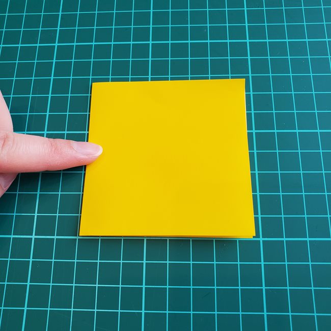 折り紙メダル クローバーの折り方 1枚で作れる作り方(3)