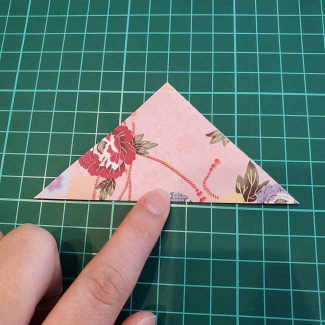 折り紙で立体の傘を1枚でつくる作り方①かさ(4)