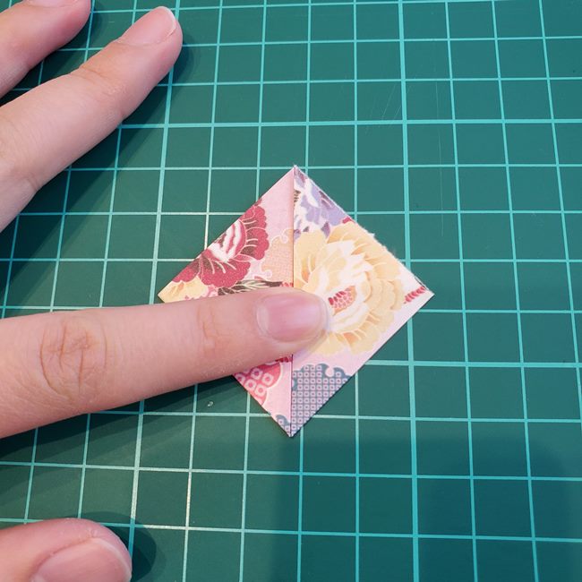 折り紙で立体の傘を1枚でつくる作り方①かさ(7)