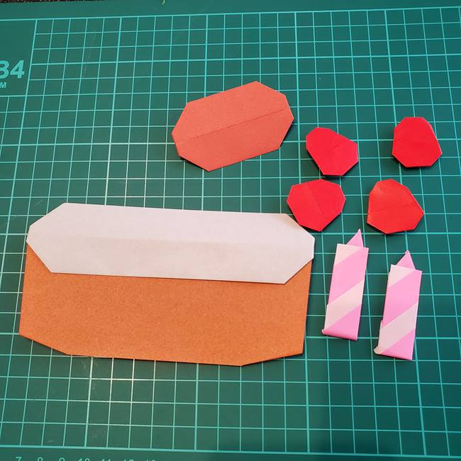 折り紙 ハッピーバースデーケーキの折り方作り方⑤完成(1)