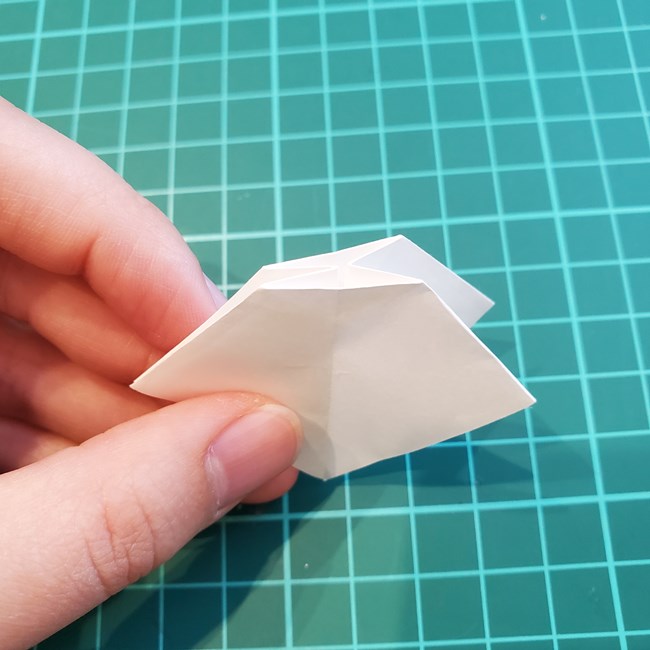 いちごの花の折り紙の折り方は簡単♪作り方(15)