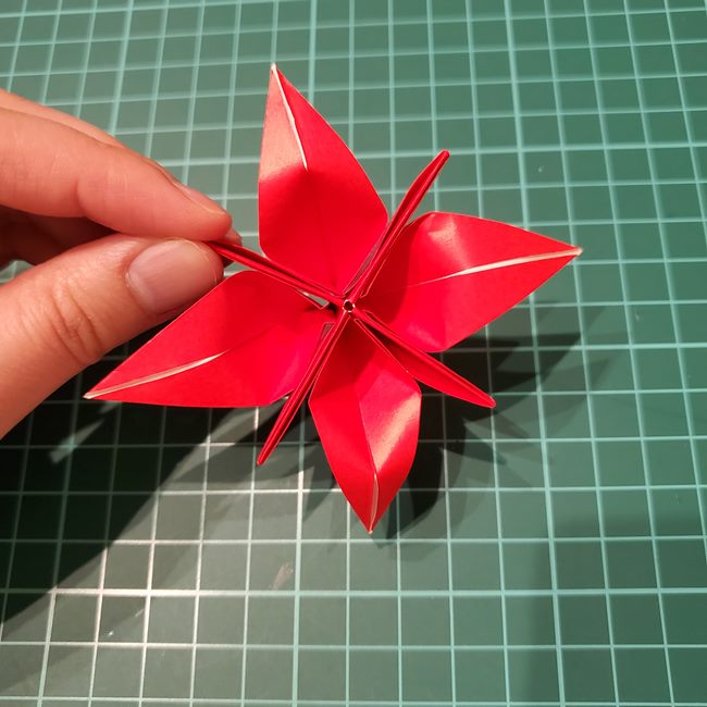 折り紙の花 簡単に一枚で立体的につくる作り方折り方(36)