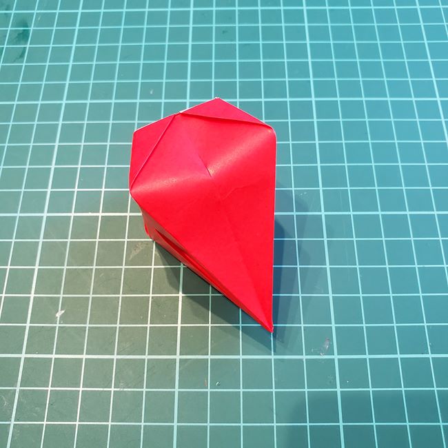 いちごの折り紙 立体的でも簡単な作り方折り方①果実(29)