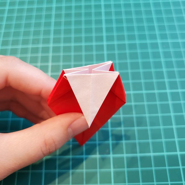 いちごの折り紙 立体的でも簡単な作り方折り方①果実(26)