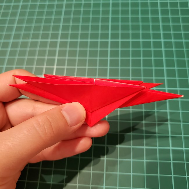 折り紙の花 簡単に一枚で立体的につくる作り方折り方(31)