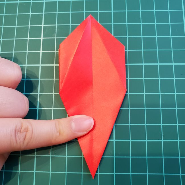 いちごの折り紙 立体的でも簡単な作り方折り方①果実(20)