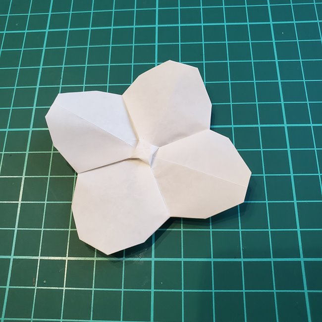 いちごの花の折り紙の折り方は簡単♪作り方(26)