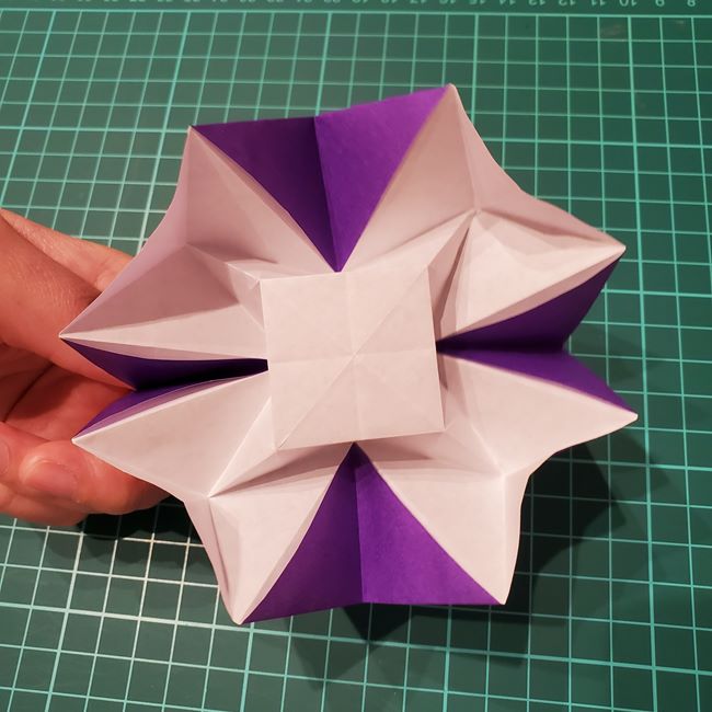 折り紙の花 簡単一枚でダリアをつくる折り方作り方②畳み方(6)