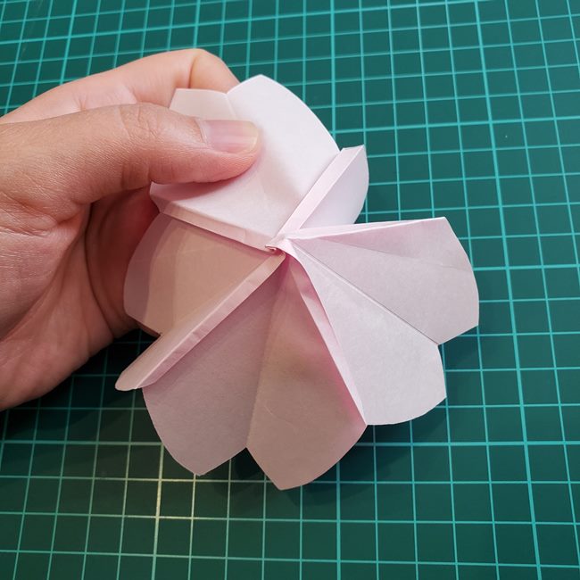 折り紙の花 簡単に一枚で桜をつくる作り方折り方(27)