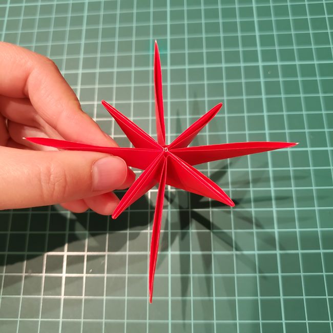 折り紙の花 簡単に一枚で立体的につくる作り方折り方(32)