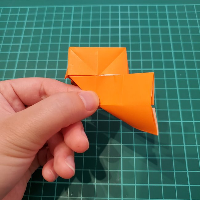 カブトムシの折り紙 かわいい動く作り方折り方②折る(14)