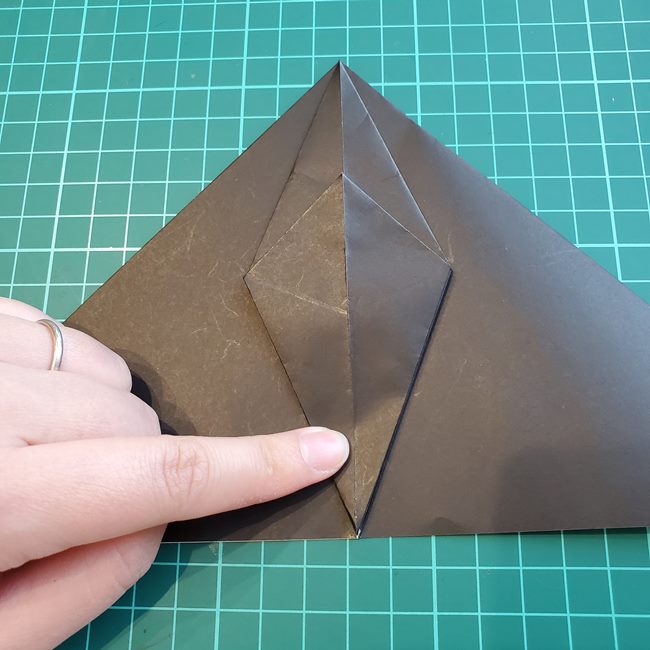 ヘラクレスオオカブトの折り紙 カブトムシをリアルに一枚でつくる折り方作り方②折り筋(26)