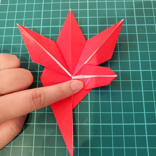 紅葉もみじの折り紙 難しい作り方折り方②葉っぱ(23)
