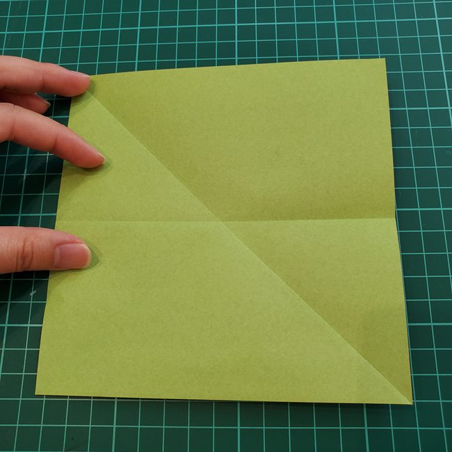 折り紙の麦わら帽子 かぶれる立体的な作り方折り方①円形(7)