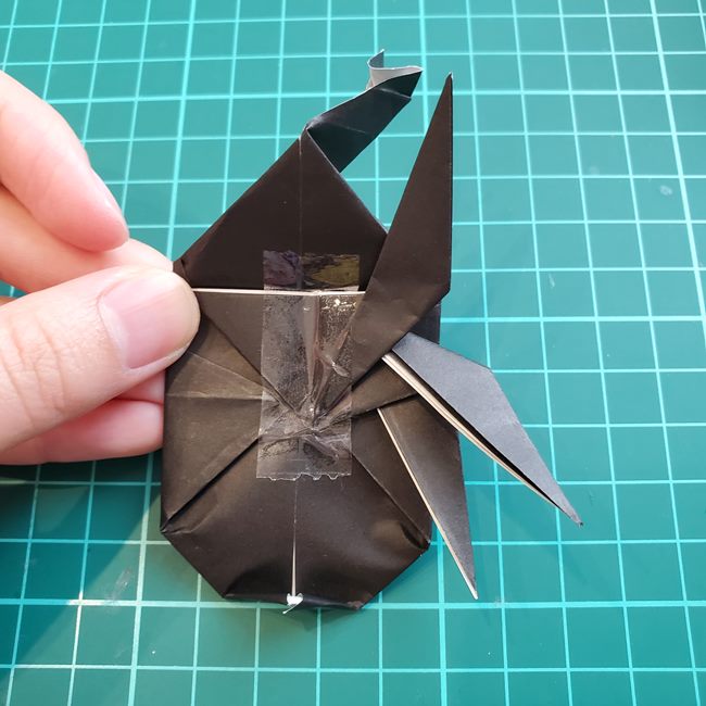 かっこいいカブトムシの折り紙の作り方③組み合わせ(3)