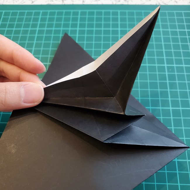 ヘラクレスオオカブトの折り紙 カブトムシをリアルに一枚でつくる折り方作り方②折り筋(33)