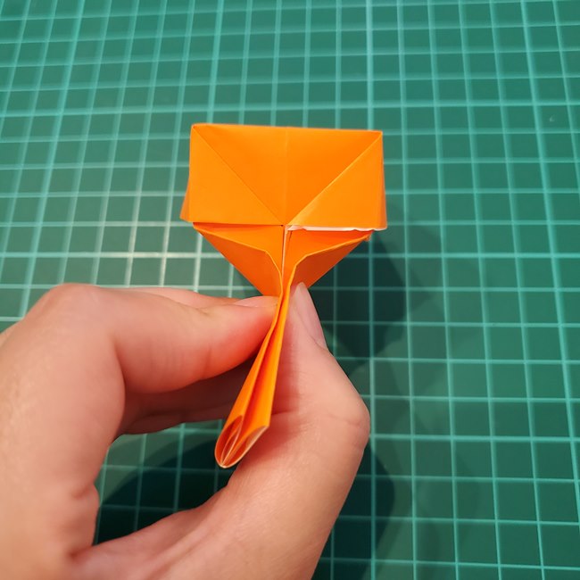 カブトムシの折り紙 かわいい動く作り方折り方②折る(15)