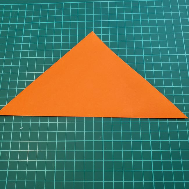 折り紙の麦わら帽子 かぶれる立体的な作り方折り方①円形(2)