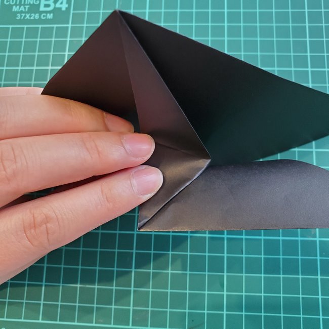 ヘラクレスオオカブトの折り紙 カブトムシをリアルに一枚でつくる折り方作り方②折り筋(9)