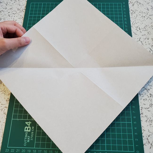 ヘラクレスオオカブトの折り紙 カブトムシをリアルに一枚でつくる折り方作り方①基本(7)